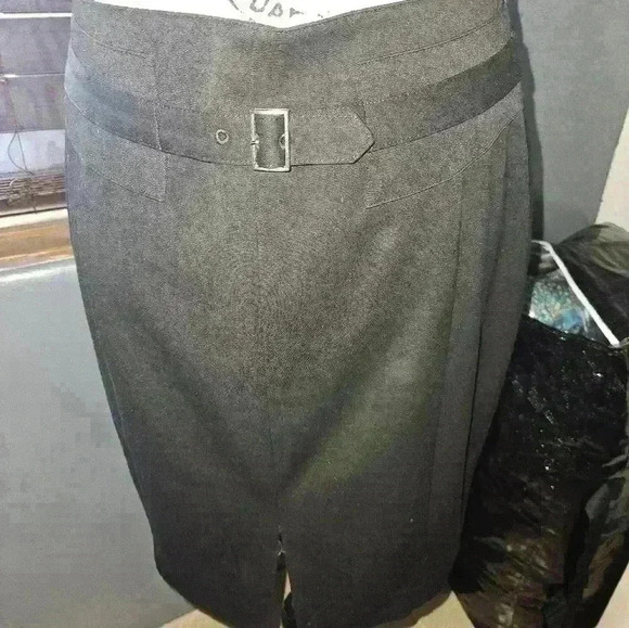 Express Womans Skirt Size 6 - Picture 6 of 9